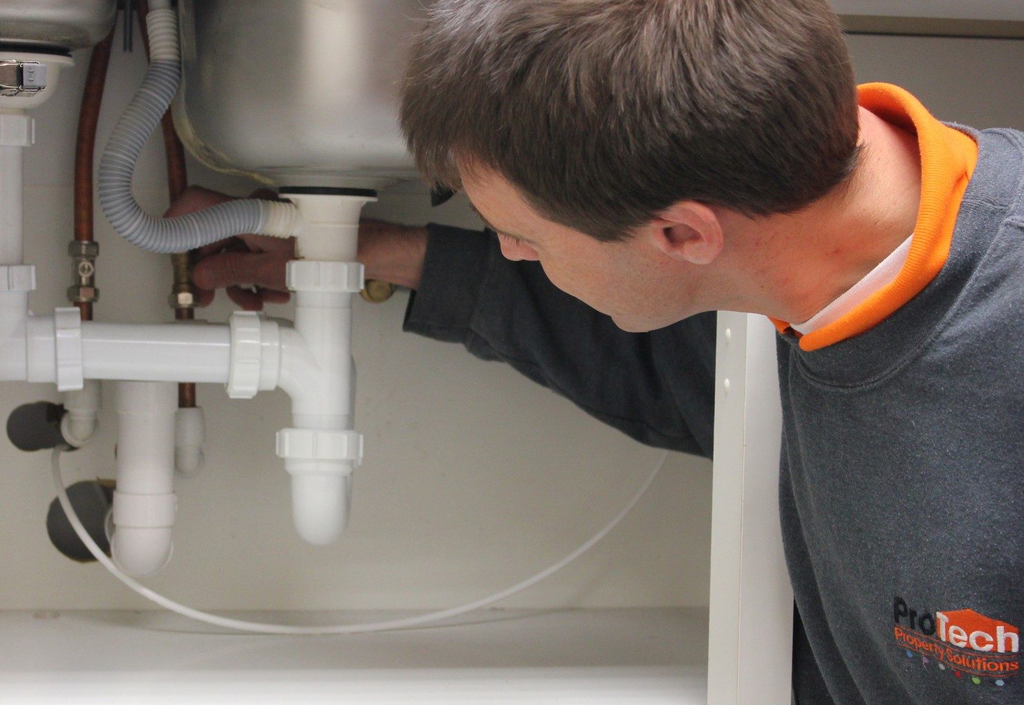 what to look for in a plumber